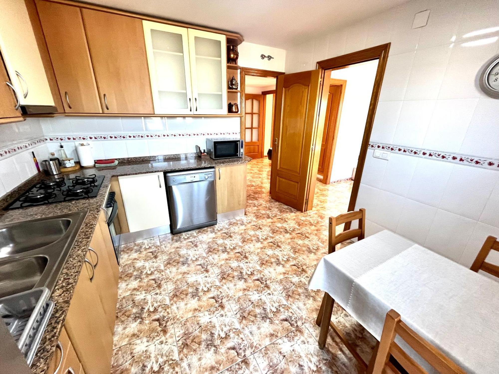 Amplio Apartamento, 5 Camas Sant Esteve Sesrovires Ngoại thất bức ảnh