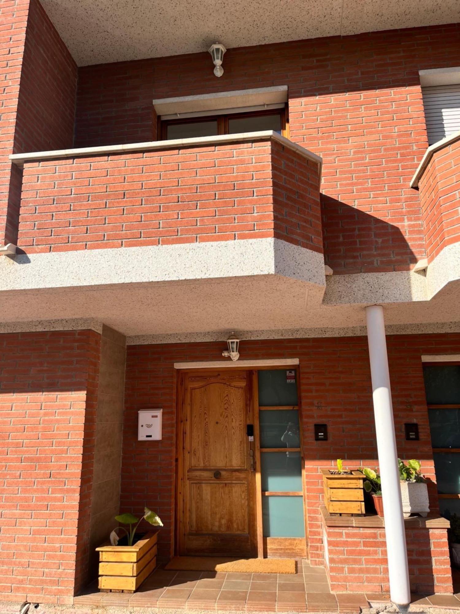 Amplio Apartamento, 5 Camas Sant Esteve Sesrovires Ngoại thất bức ảnh